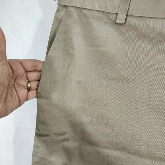 Roundtree and Yorke Khaki Chino Pants Men Size 38 x 29 Comfort Waist Straight - Picture 2 of 9
